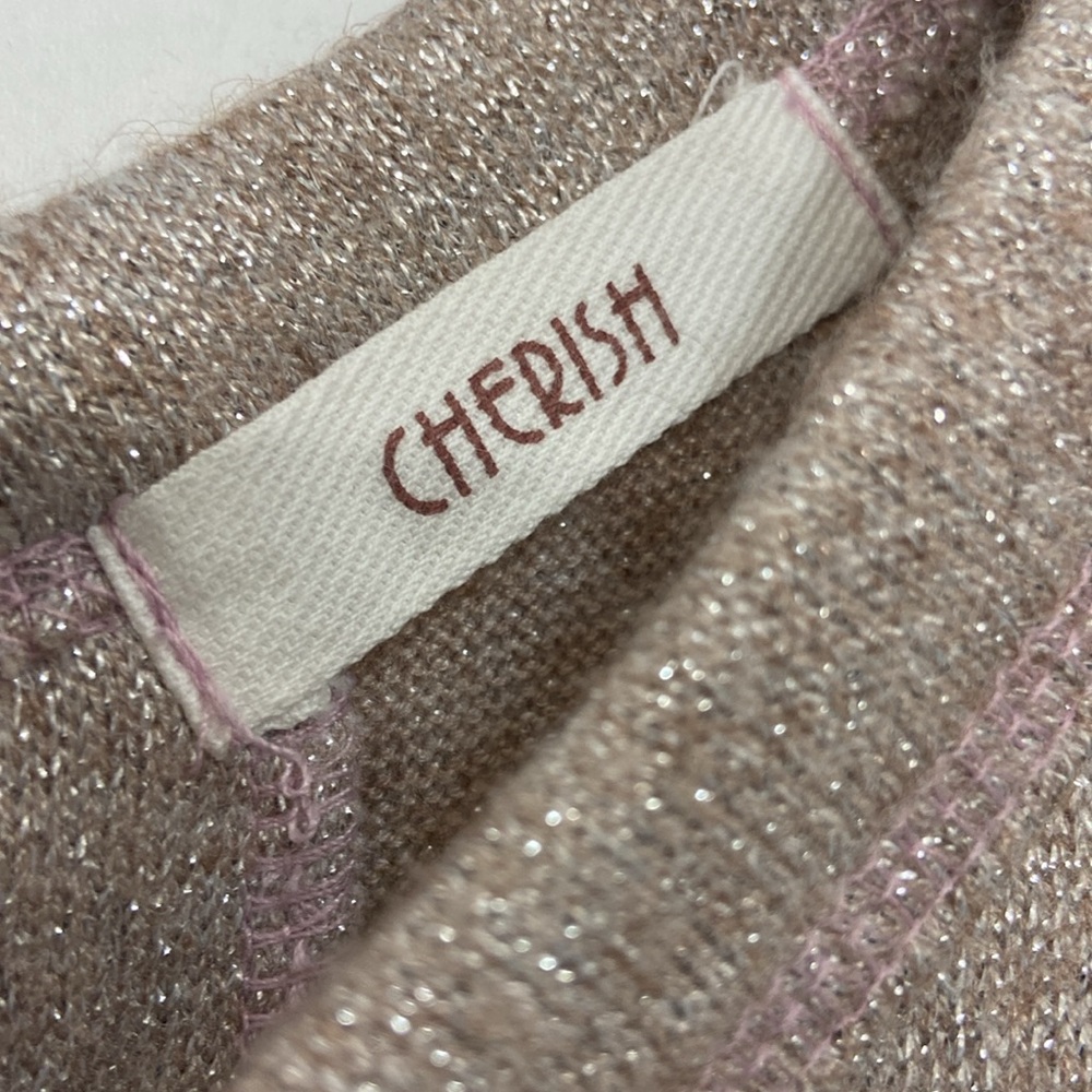 2/$15 Sale* Like new pink & silver oversized top by Cherish, size M women's.